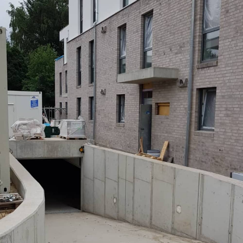 Mehrfamilienhaus mit Tiefgarage